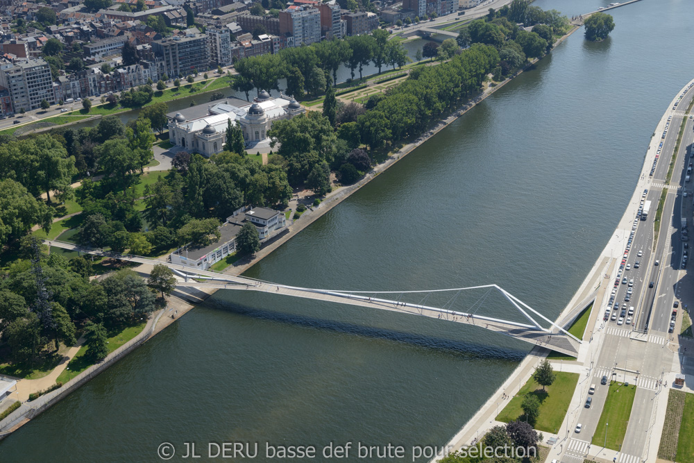 Liège - passerelle sur la Meuse